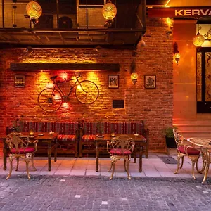 Apartahotel Kervanchi
